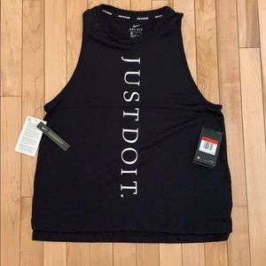 NIKE DRI FIT TANK! NWT💘